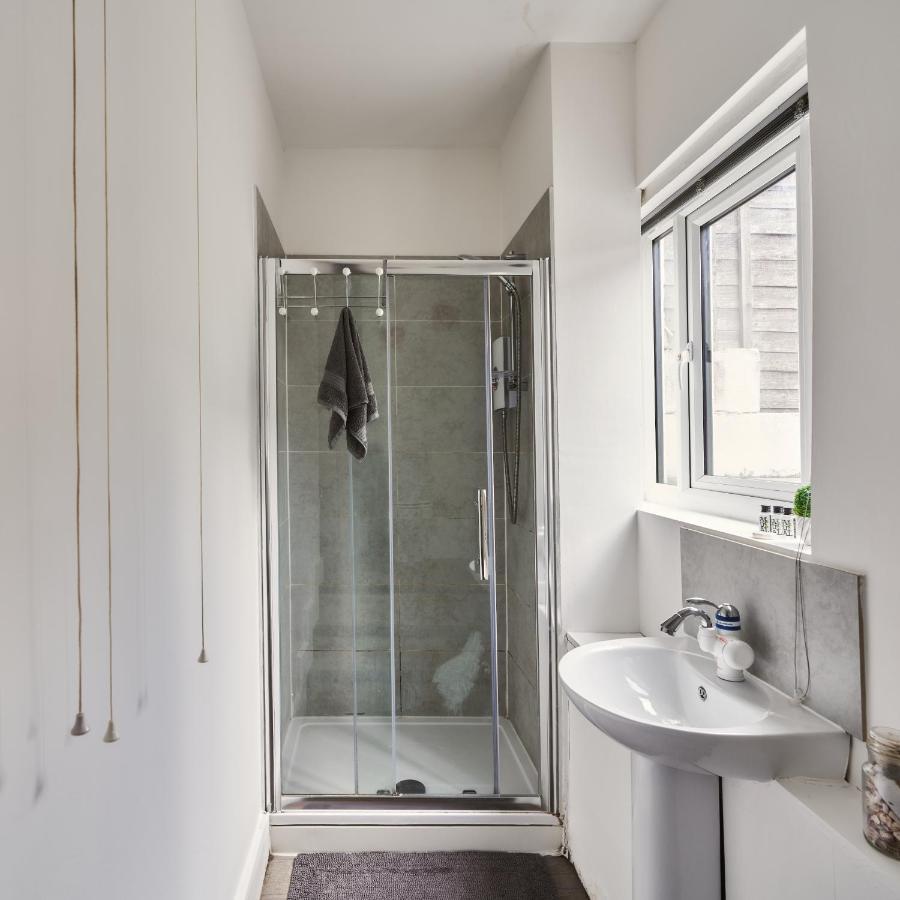 Ferienwohnung Modern Central Studio And One Bed Flats Close To The Beach Bournemouth Exterior foto