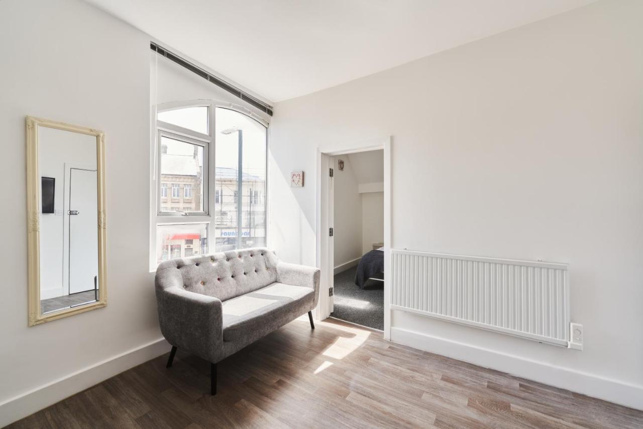 Ferienwohnung Modern Central Studio And One Bed Flats Close To The Beach Bournemouth Exterior foto