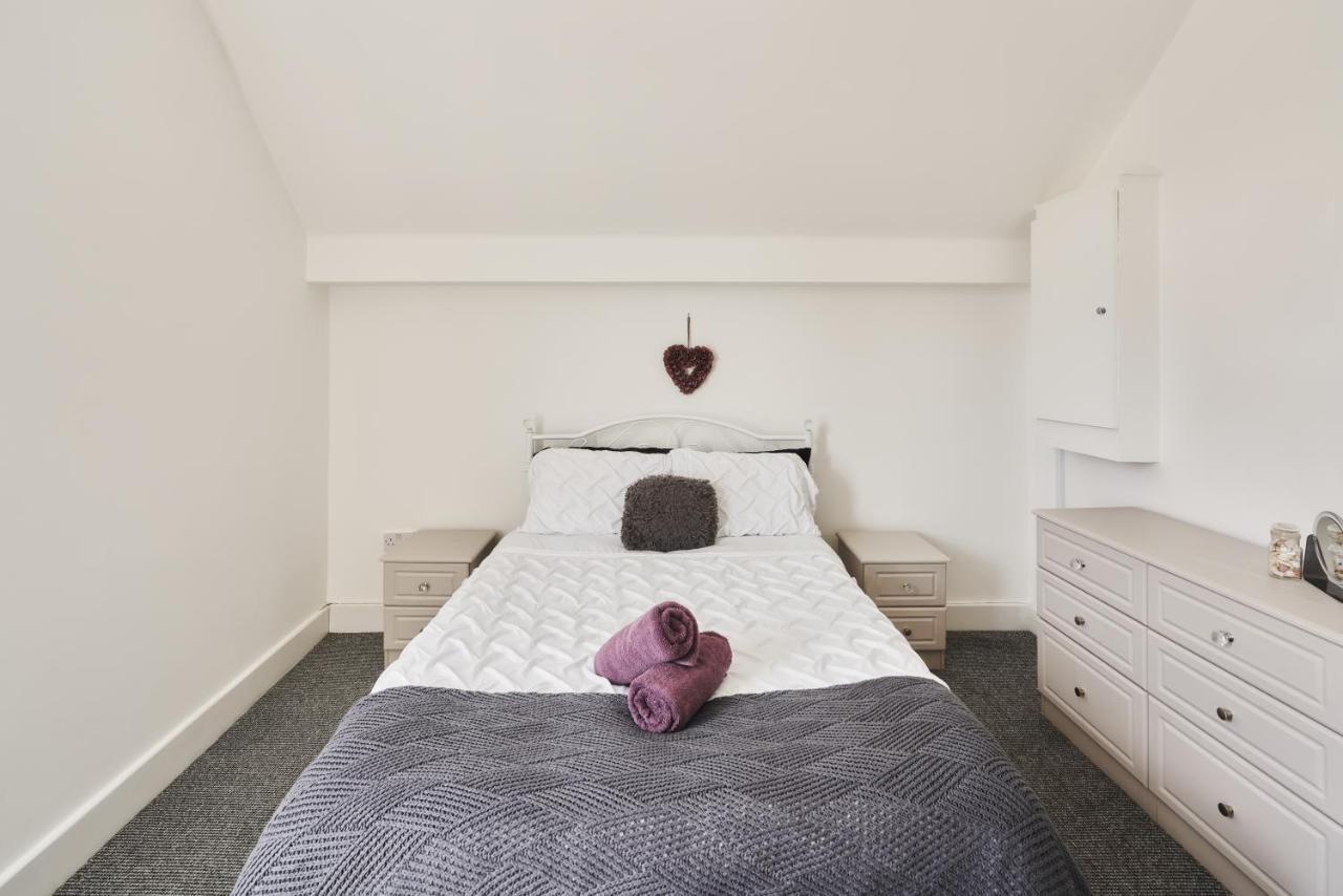 Ferienwohnung Modern Central Studio And One Bed Flats Close To The Beach Bournemouth Exterior foto