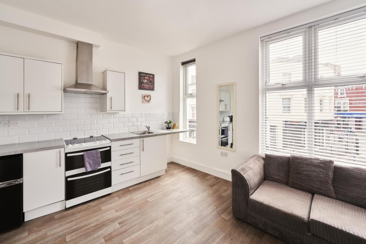 Ferienwohnung Modern Central Studio And One Bed Flats Close To The Beach Bournemouth Exterior foto